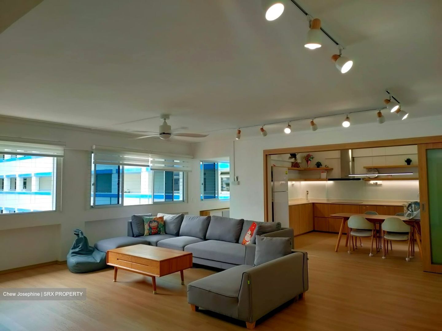 Pasir Ris Street 12 thumbnail photo